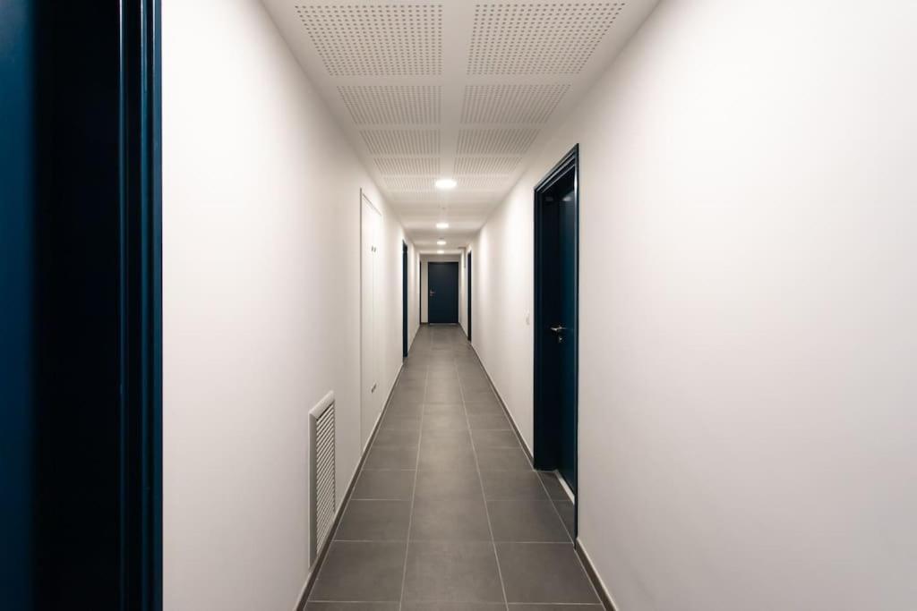 L17 Arenas Suite 3 Balconies 5Mins To The Sea Nice Luaran gambar